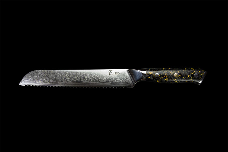Calisso Gold&Ash Brotmesser auf schwarzem Hintergrund